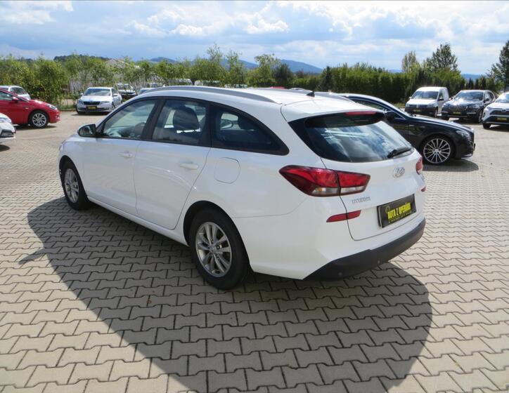 Hyundai i30 5