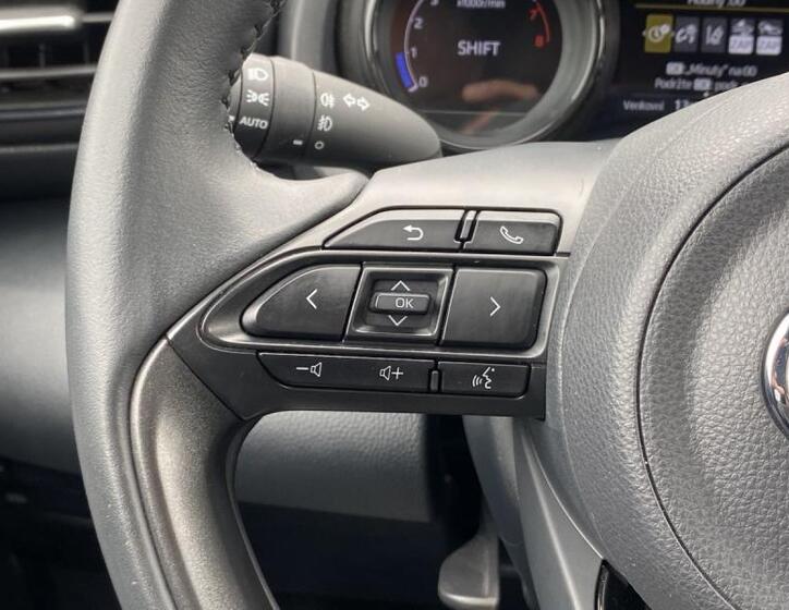 Toyota Yaris 21