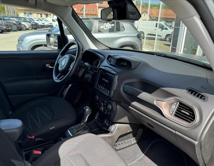Jeep Renegade 9