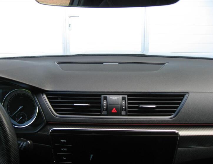 Škoda Superb 24