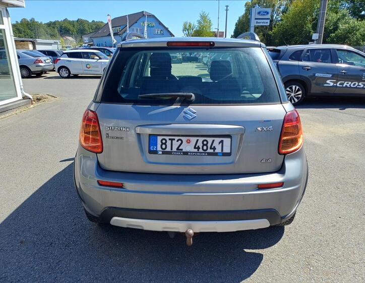 Suzuki SX4 3