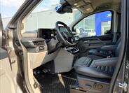 Ford Tourneo Custom 22