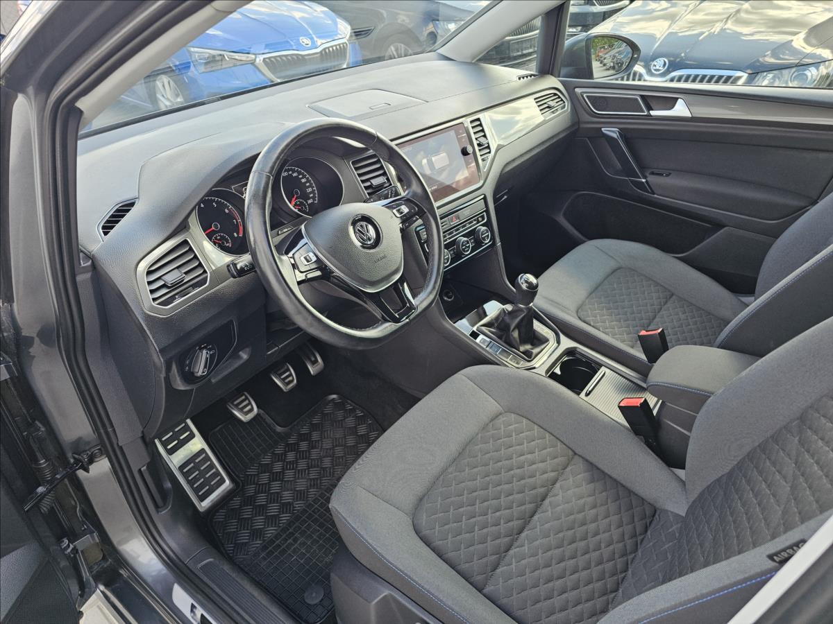 Volkswagen Golf Sportsvan