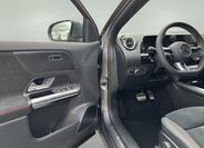 Mercedes-Benz GLA 13