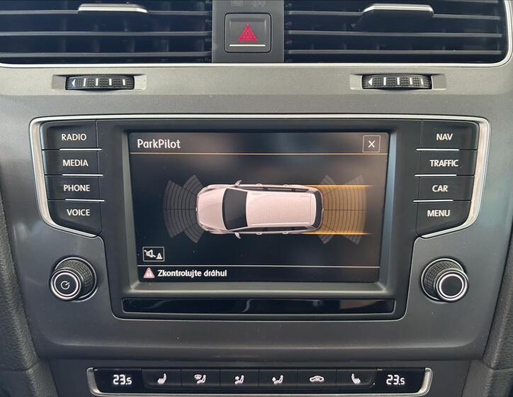 Volkswagen Golf 18
