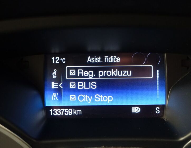 Ford Kuga 12