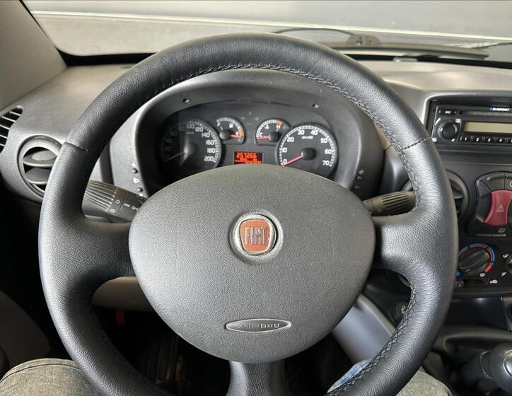 Fiat Dobló 16