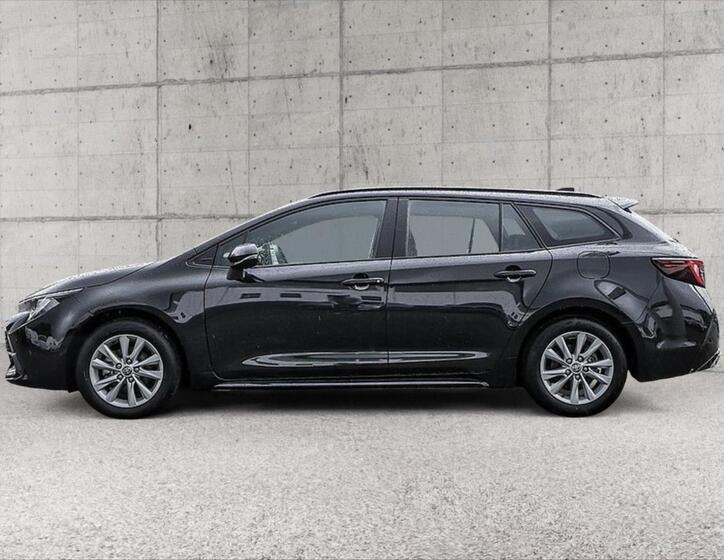 Toyota Corolla 4