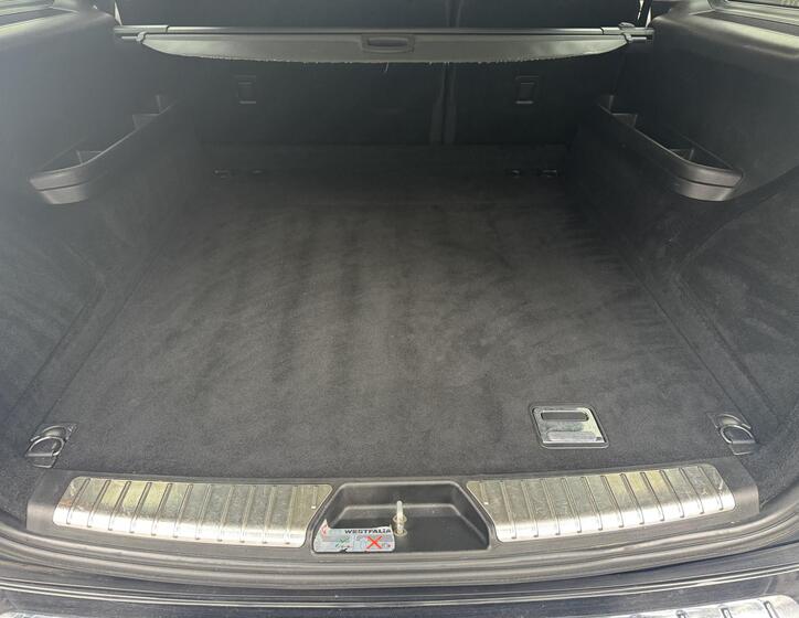 Mercedes-Benz GL 28