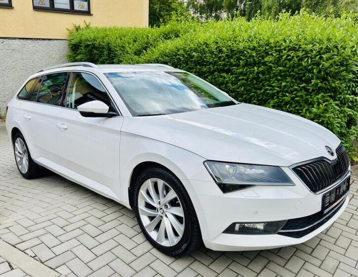 Škoda Superb 3