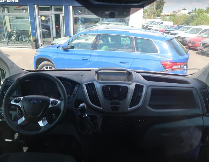 Ford Transit 15
