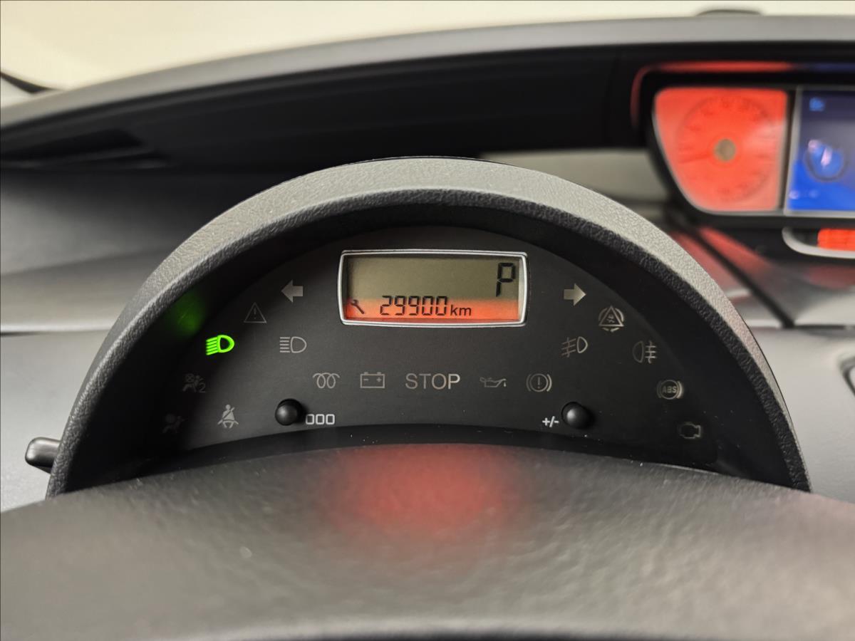 Peugeot 807