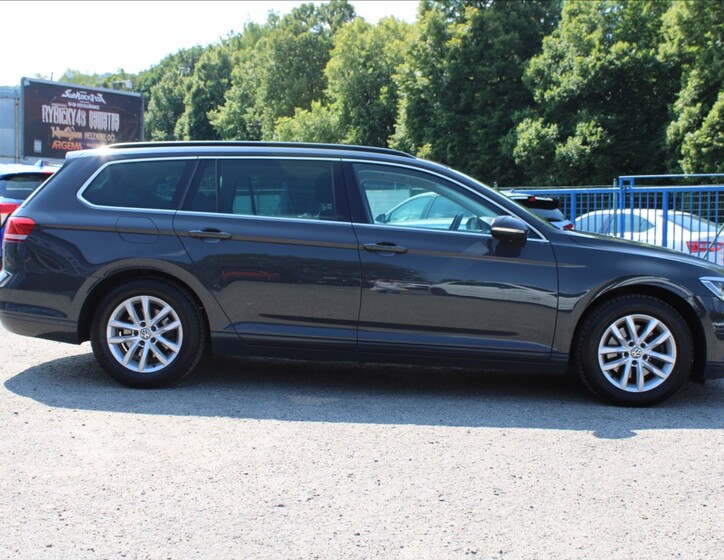 Volkswagen Passat 4
