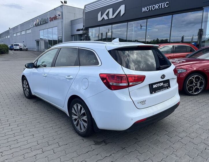 KIA Ceed 4