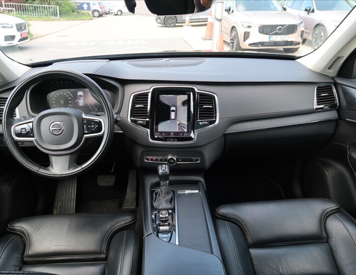 Volvo XC90 14