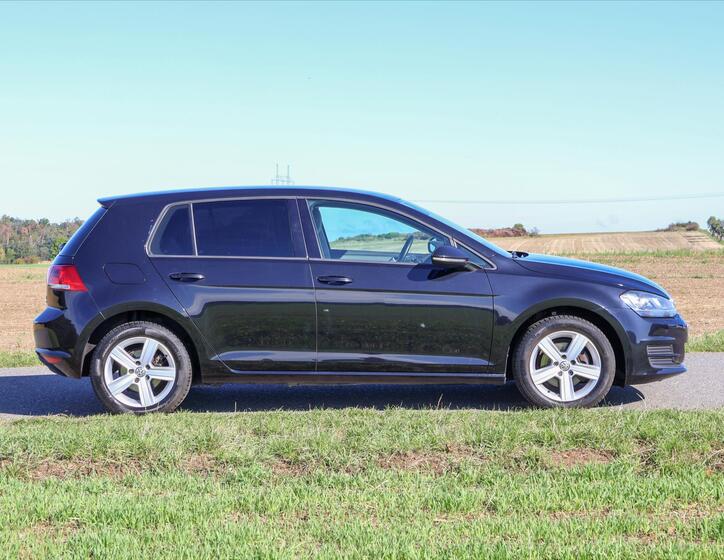 Volkswagen Golf 8