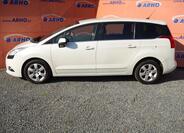 Peugeot 5008 4