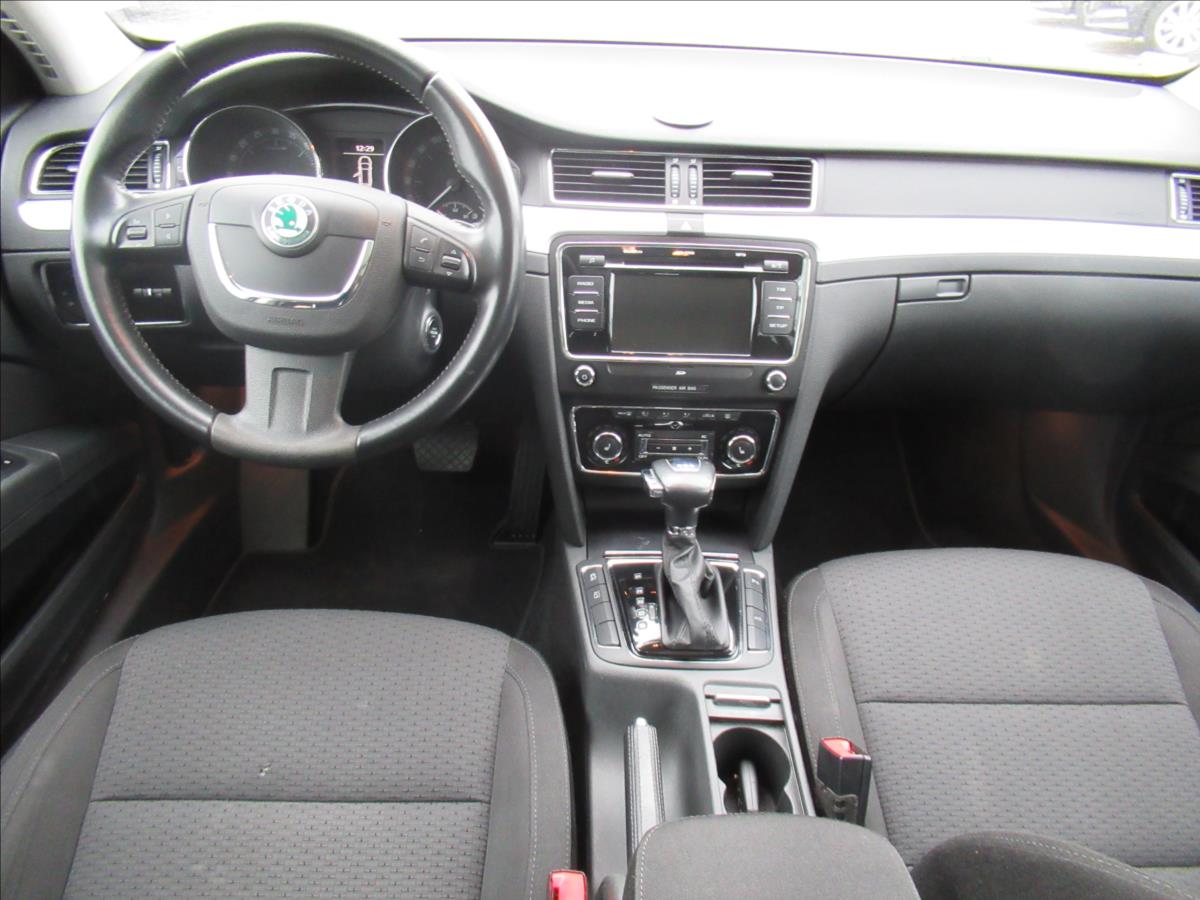 Škoda Superb