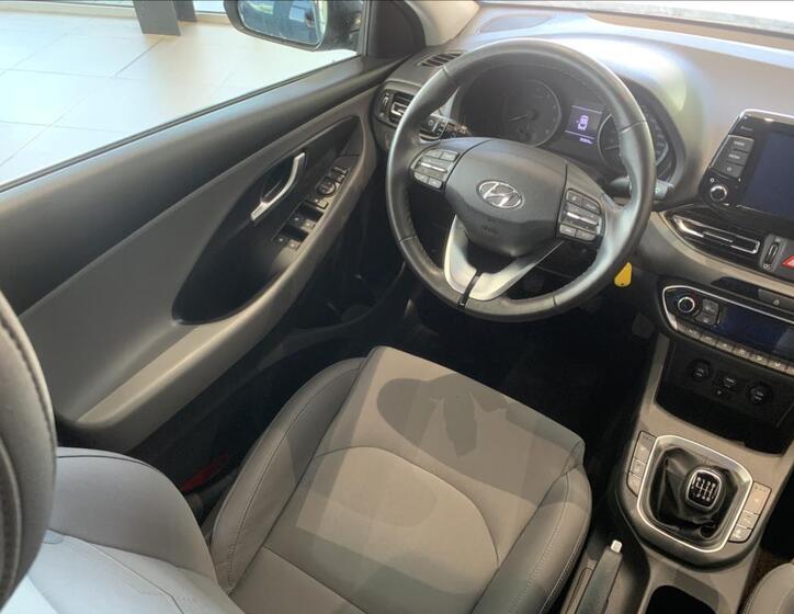 Hyundai i30 17