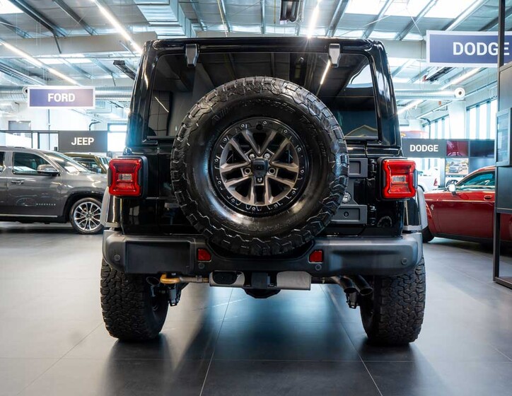 Jeep Wrangler 4