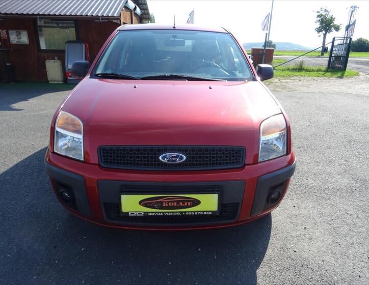 Ford Fusion 33