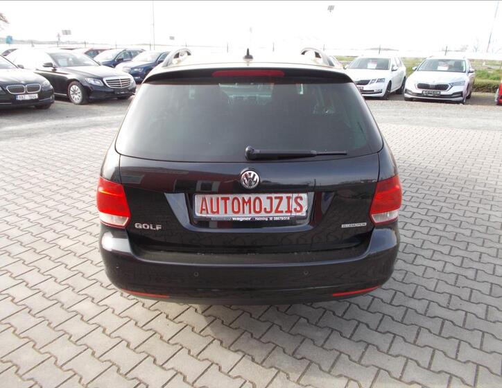 Volkswagen Golf 9