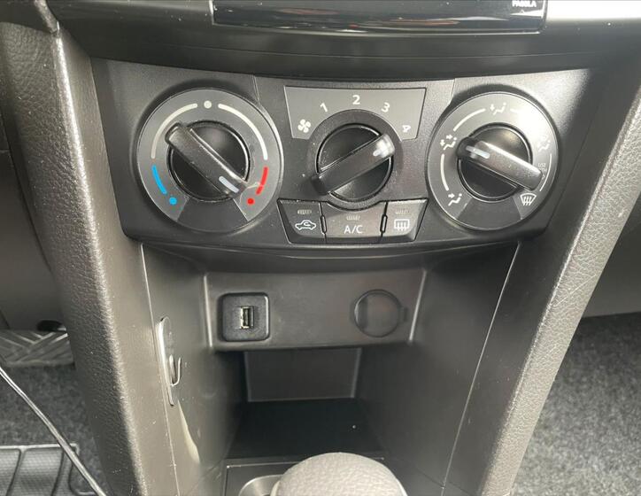 Suzuki Swift 19