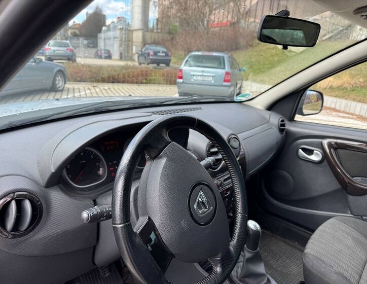 Dacia Duster 14