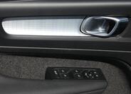 Volvo XC40 9