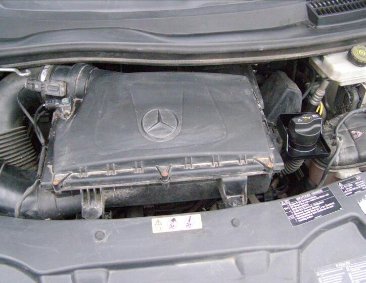 Mercedes-Benz Vito 25