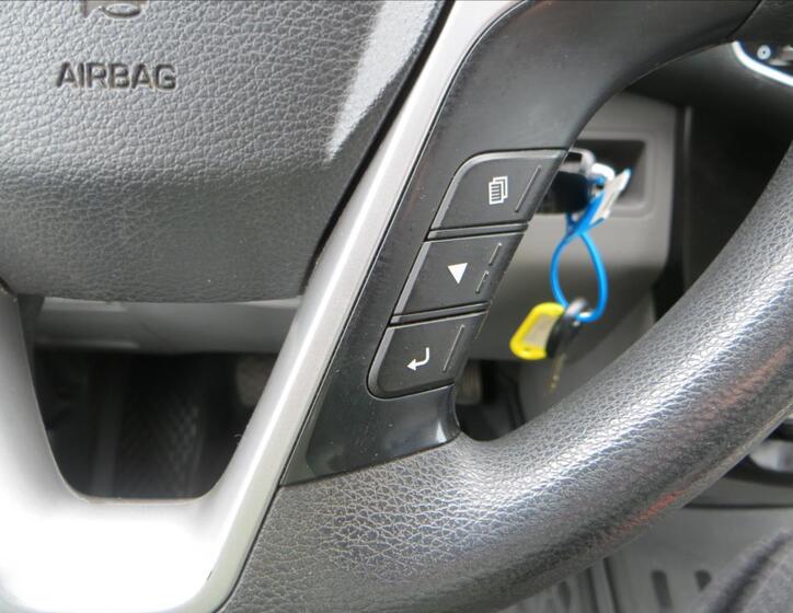 Hyundai H 350 13