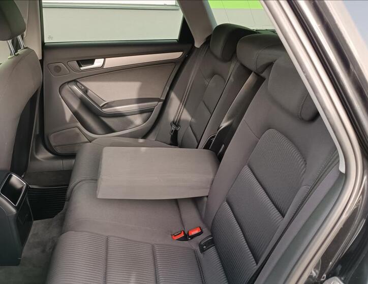 Audi A4 28