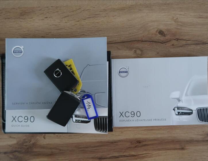 Volvo XC90 27