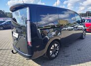 Hyundai Staria 5