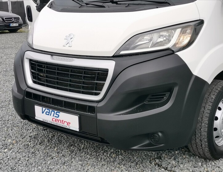Peugeot Boxer 18