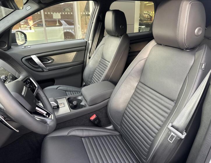 Land Rover Discovery Sport 10