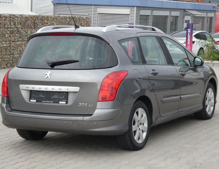Peugeot 308 10