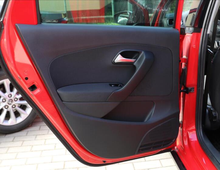 Volkswagen Polo 50
