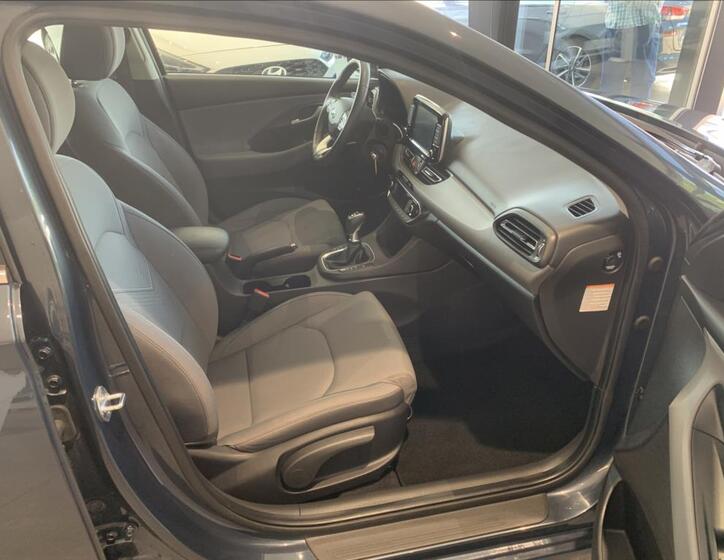 Hyundai i30 40