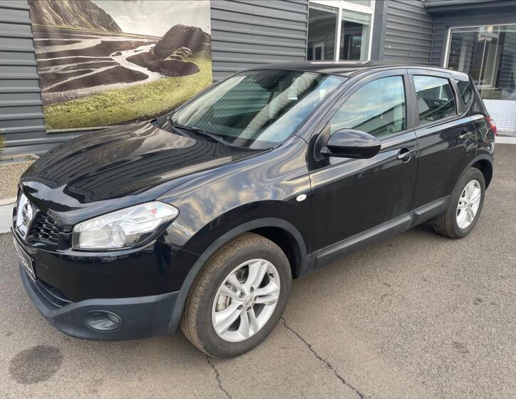 Nissan Qashqai 1