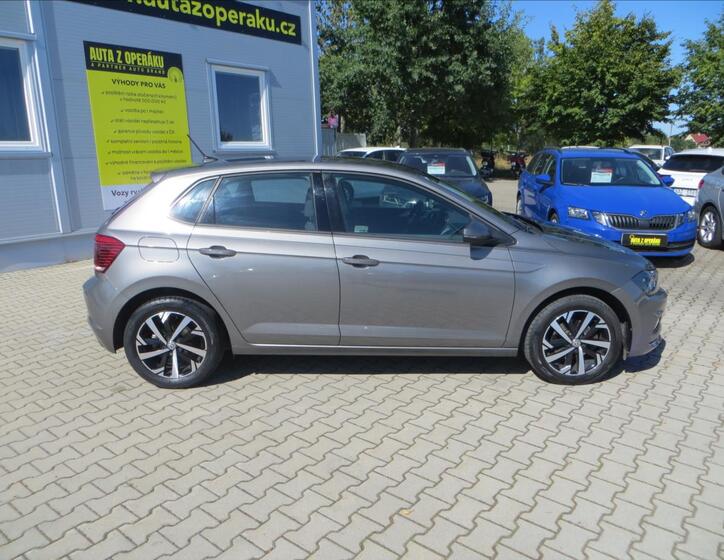Volkswagen Polo 9