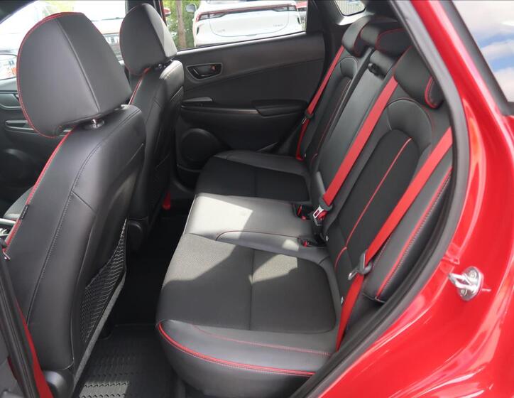 Hyundai Kona 18