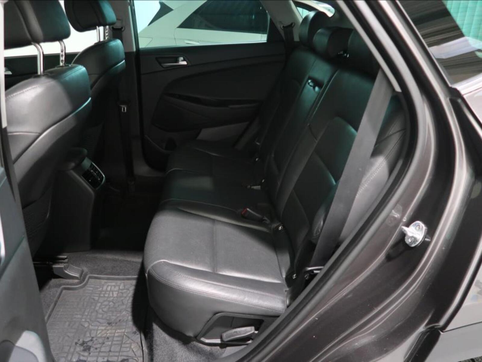 Hyundai Tucson 8
