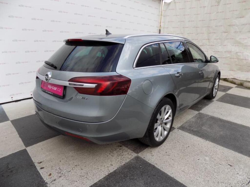 Opel Insignia 4