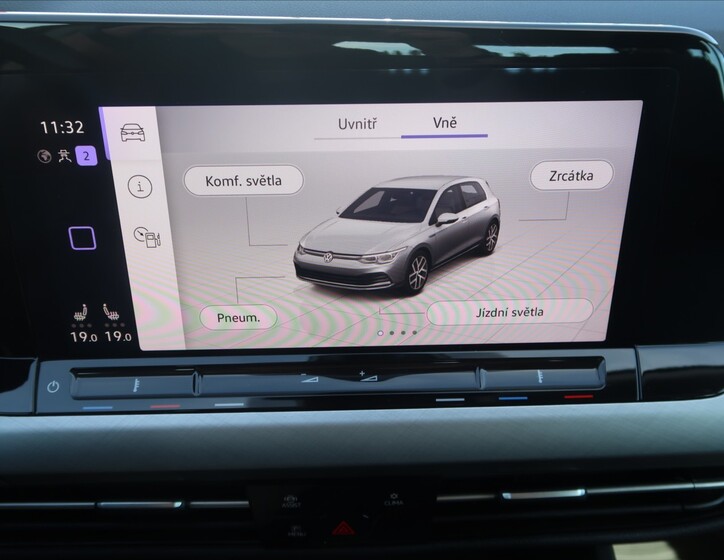 Volkswagen Golf 33