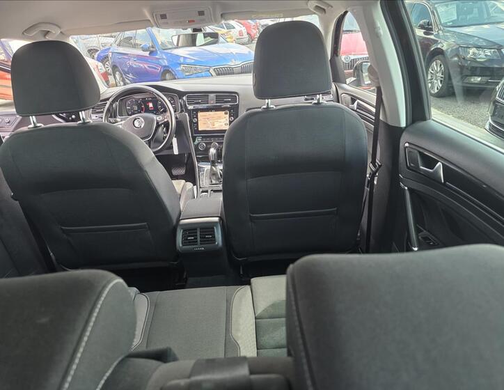 Volkswagen Golf 25