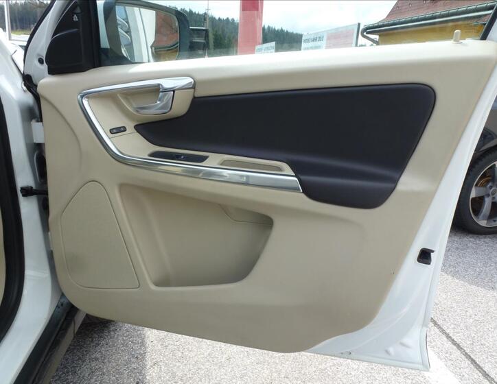 Volvo XC60 23