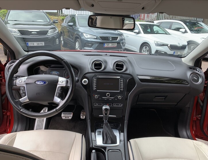 Ford Mondeo 9