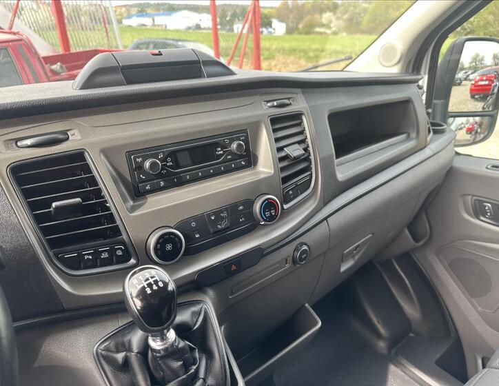 Ford Transit 12