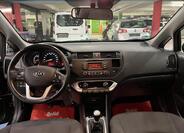 KIA Rio 23